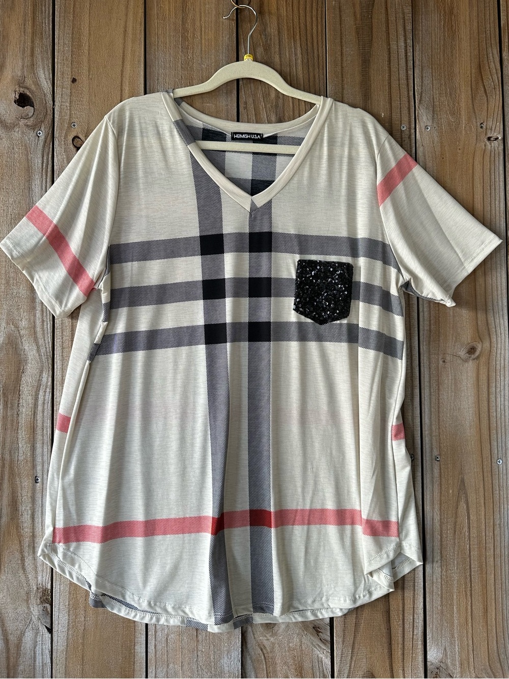 Short Sleeve V-Neck Top Women’s Plus Size 3XL Beige Black Red Plaid